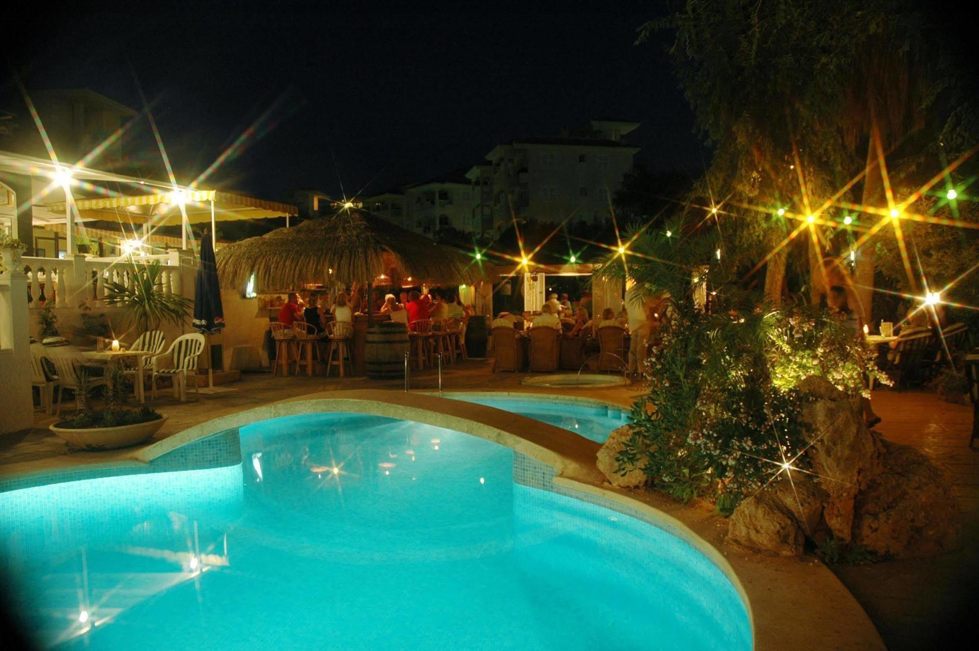 Gr Mayurca Hotel Canyamel  Exterior photo
